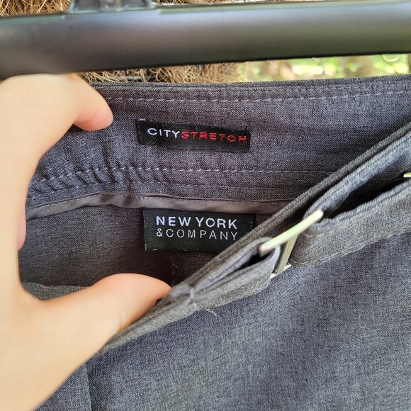 Dress pants - Picture 2 of 4